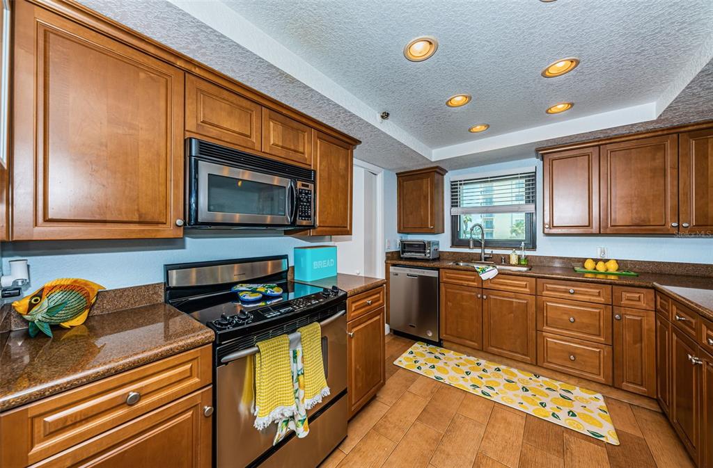 13650 Gulf Boulevard, Unit 401 Madeira Beach, FL 33708 - Photo 29 of 69