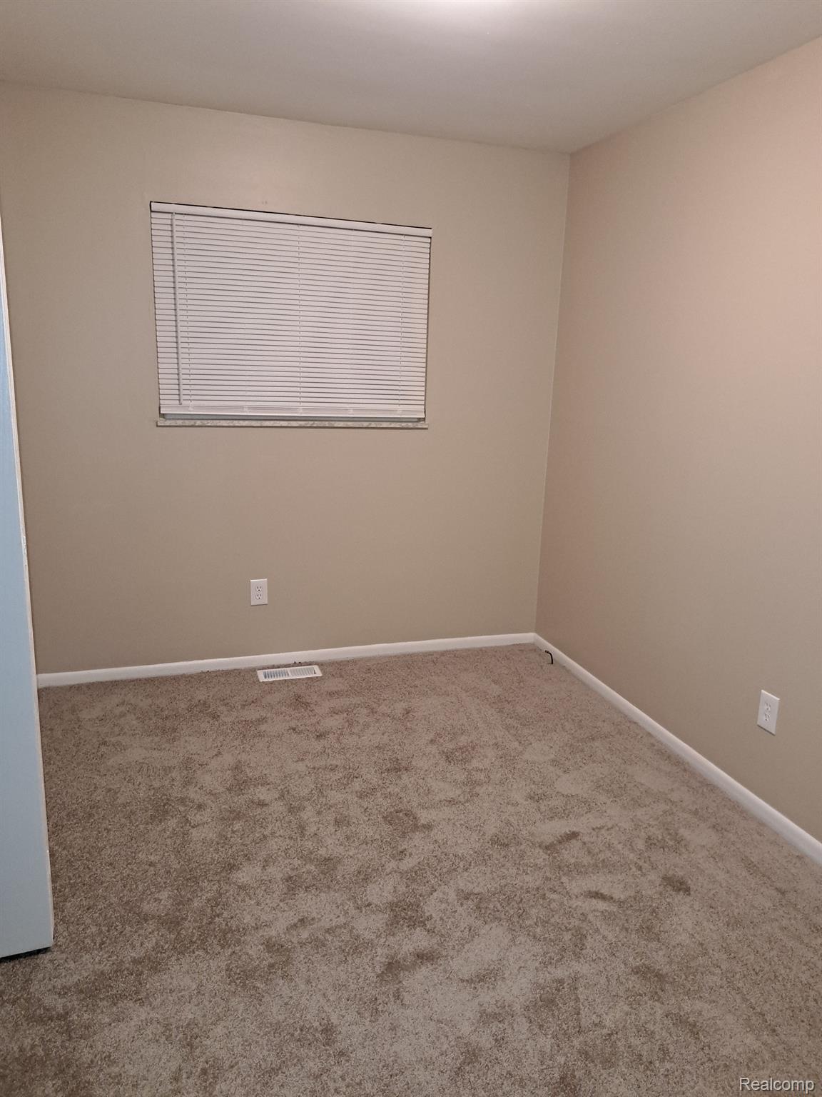 18634 Inkster Road Redford, MI 48240 - Photo 20 of 30 Gallery Image 20