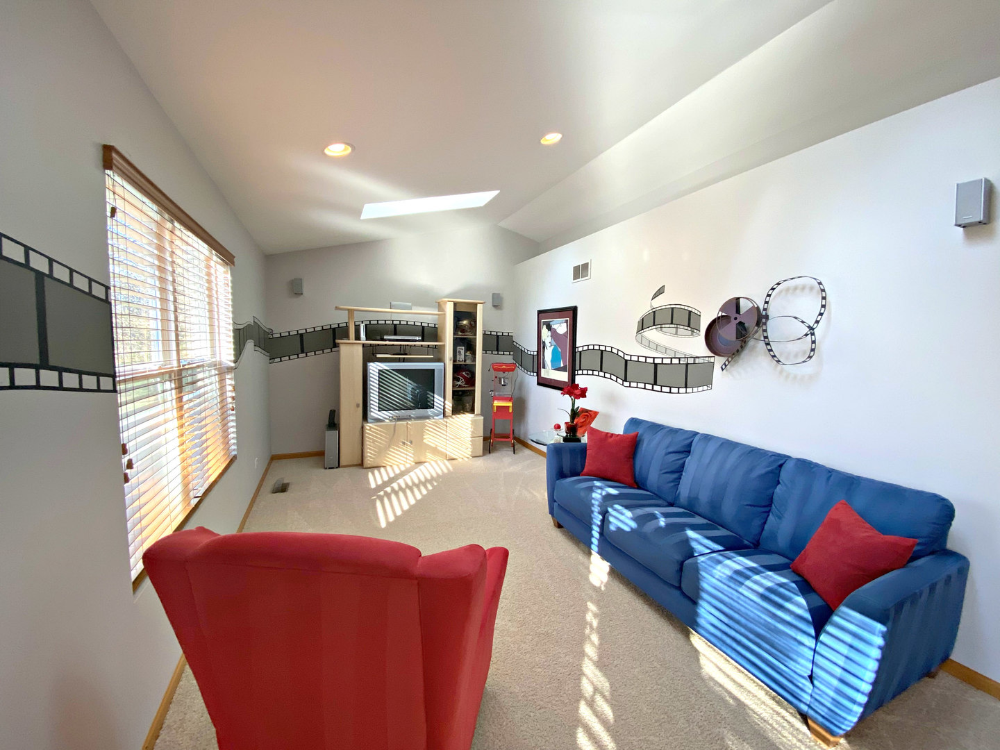 1805 Butterfield Road Woodstock, IL 60098 - Photo 14 of 37