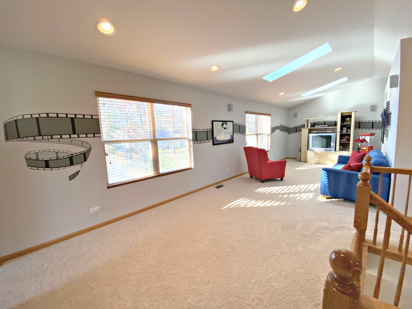 1805 Butterfield Road Woodstock, IL 60098 - Photo 16 of 37
