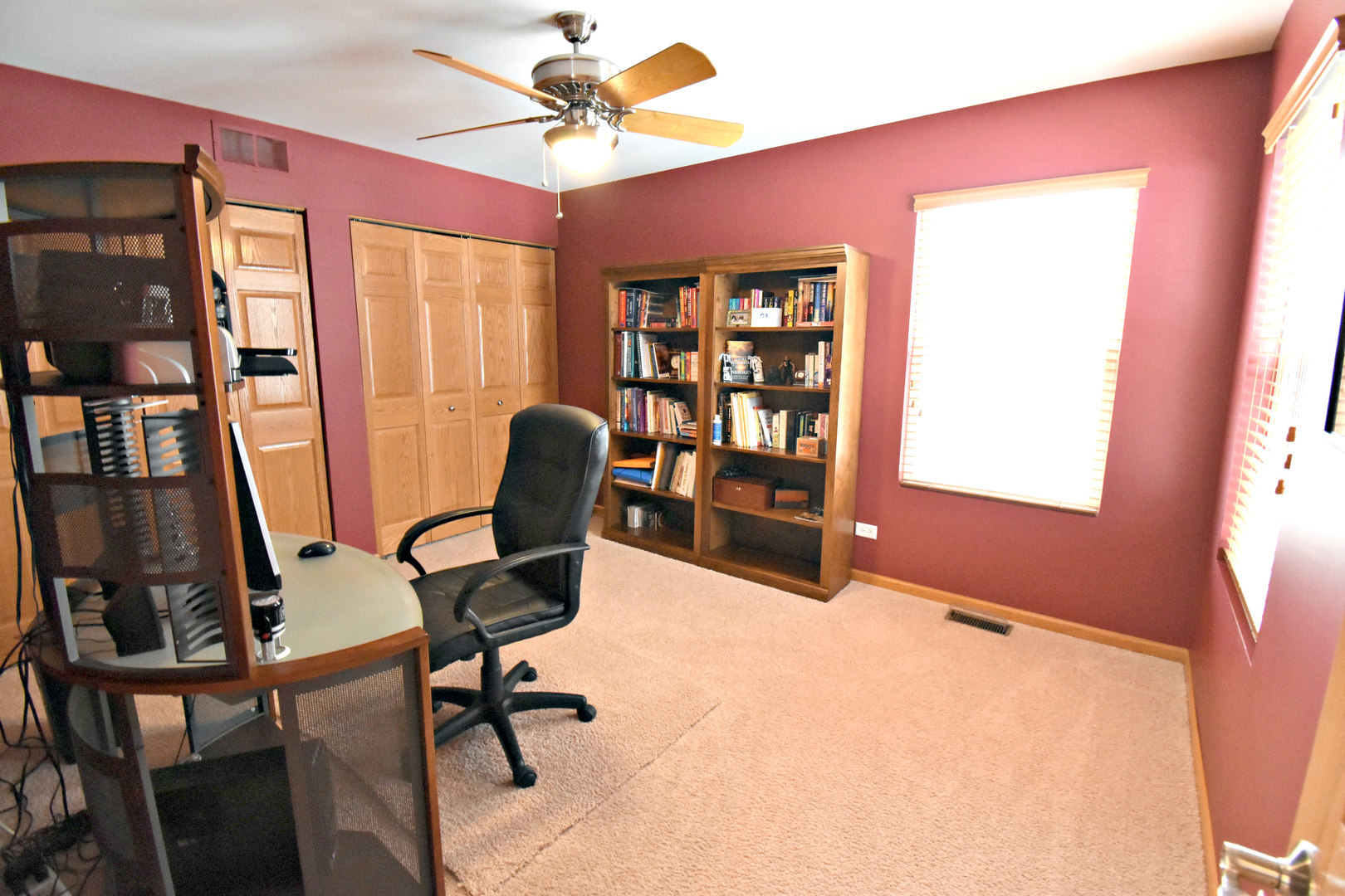 1805 Butterfield Road Woodstock, IL 60098 - Photo 26 of 37