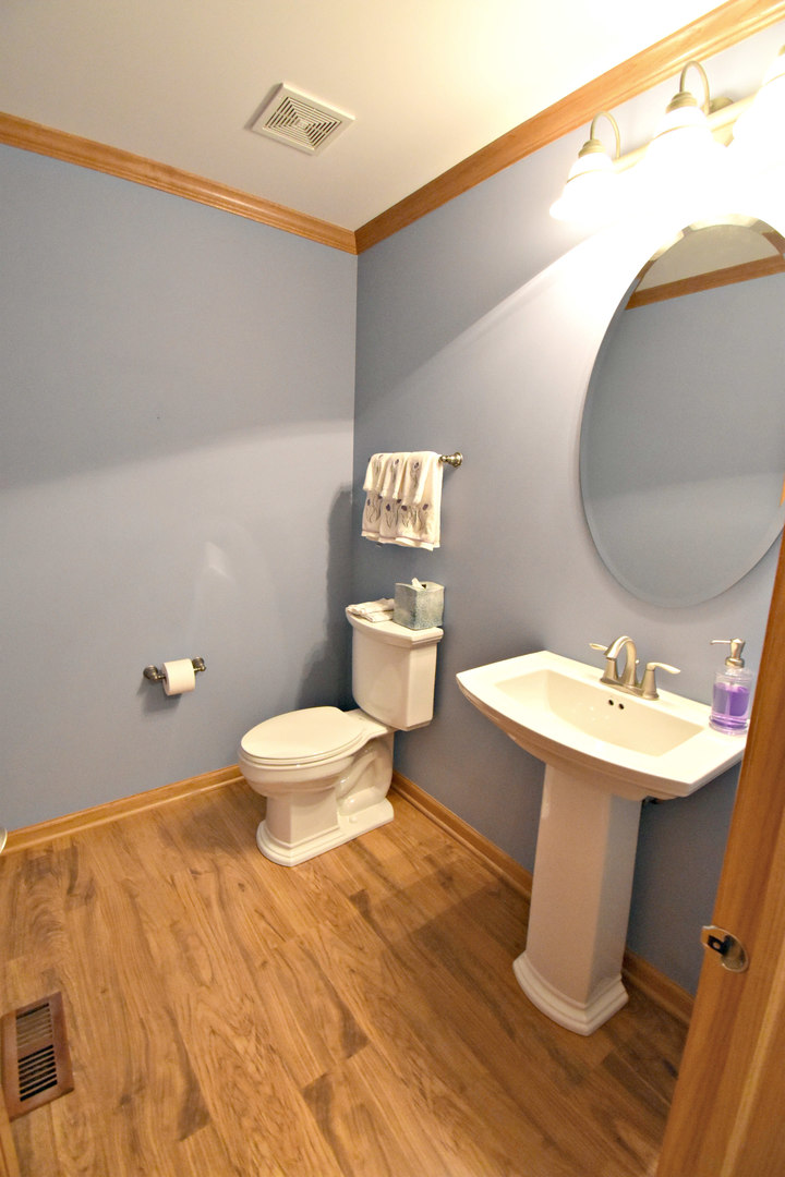 1805 Butterfield Road Woodstock, IL 60098 - Photo 28 of 37
