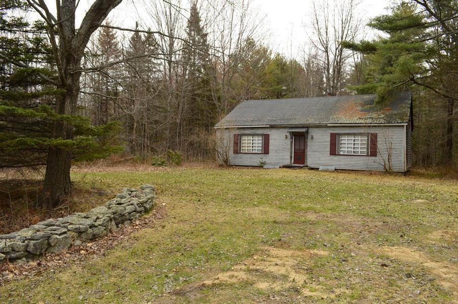 158 Lewiston Road Gray, ME 04039 - Photo 2 of 8 Photo