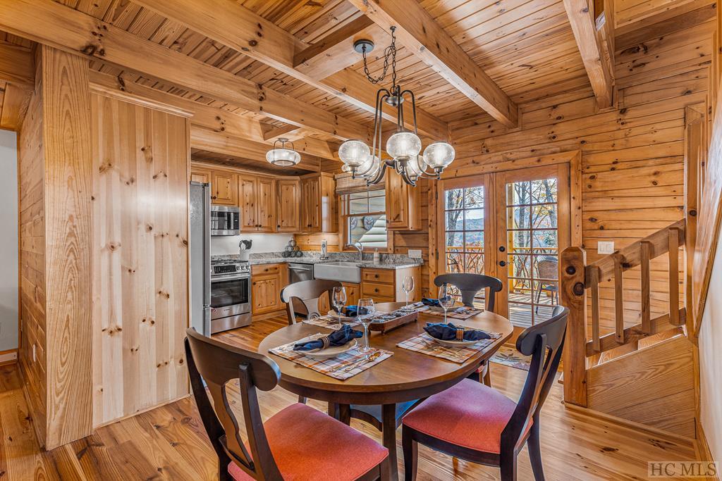 271 B Rendezvous Ridge, Unit B Cashiers, NC 28717 - Photo 11 of 35 Gallery Image 11