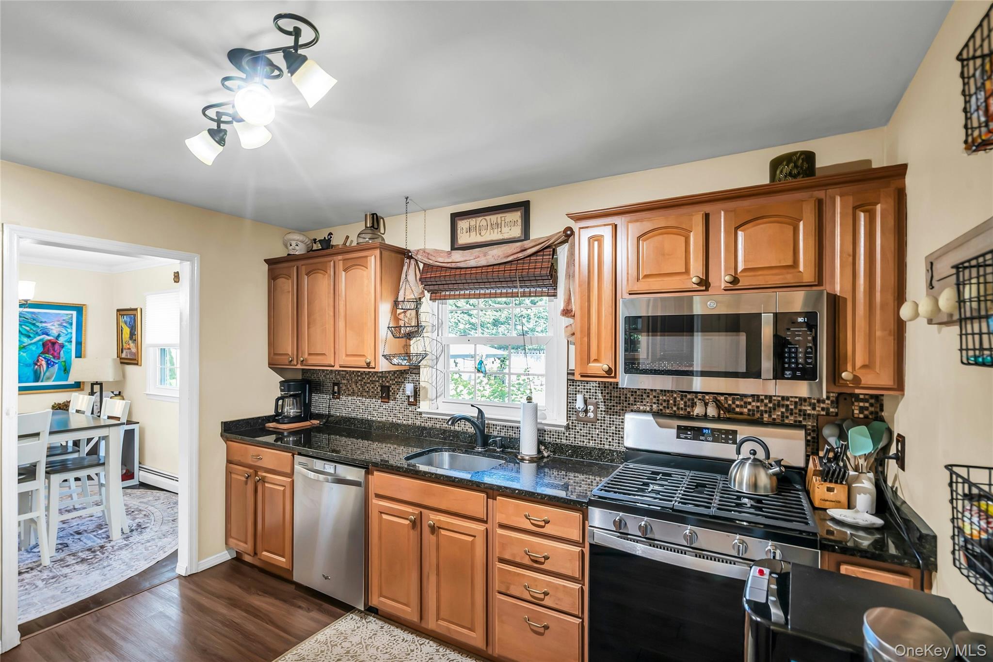 3 Lillian Road Nesconset, NY 11767 - Photo 11 of 38