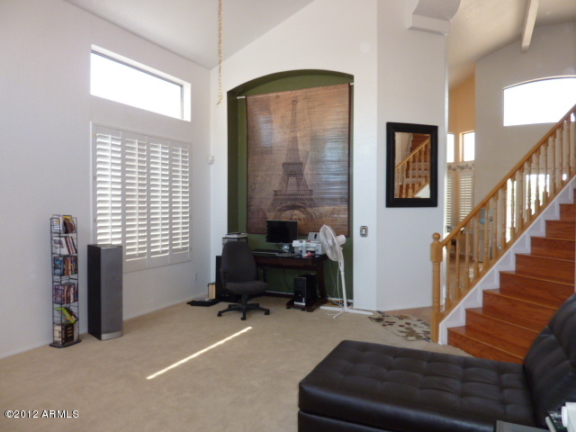 211 West St John Road Phoenix, AZ 85023 - Photo 11 of 34 P1040056