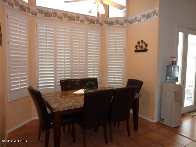 211 West St John Road Phoenix, AZ 85023 - Photo 12 of 34 P1040066