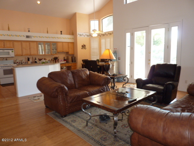 211 West St John Road Phoenix, AZ 85023 - Photo 18 of 34 P1040079