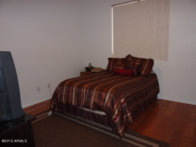 211 West St John Road Phoenix, AZ 85023 - Photo 21 of 34 P1040086