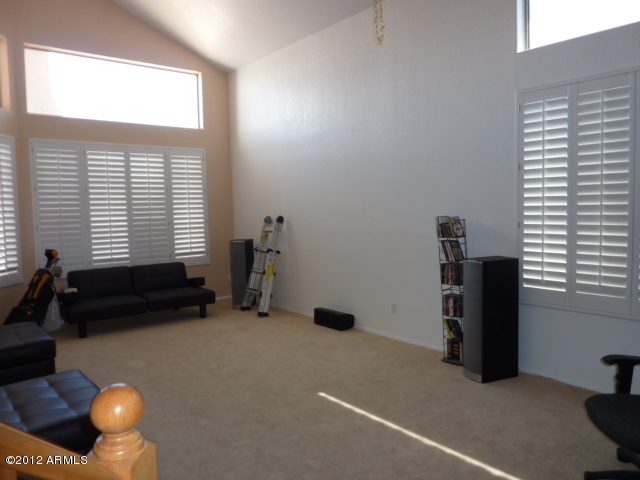 211 West St John Road Phoenix, AZ 85023 - Photo 25 of 34 P1040057