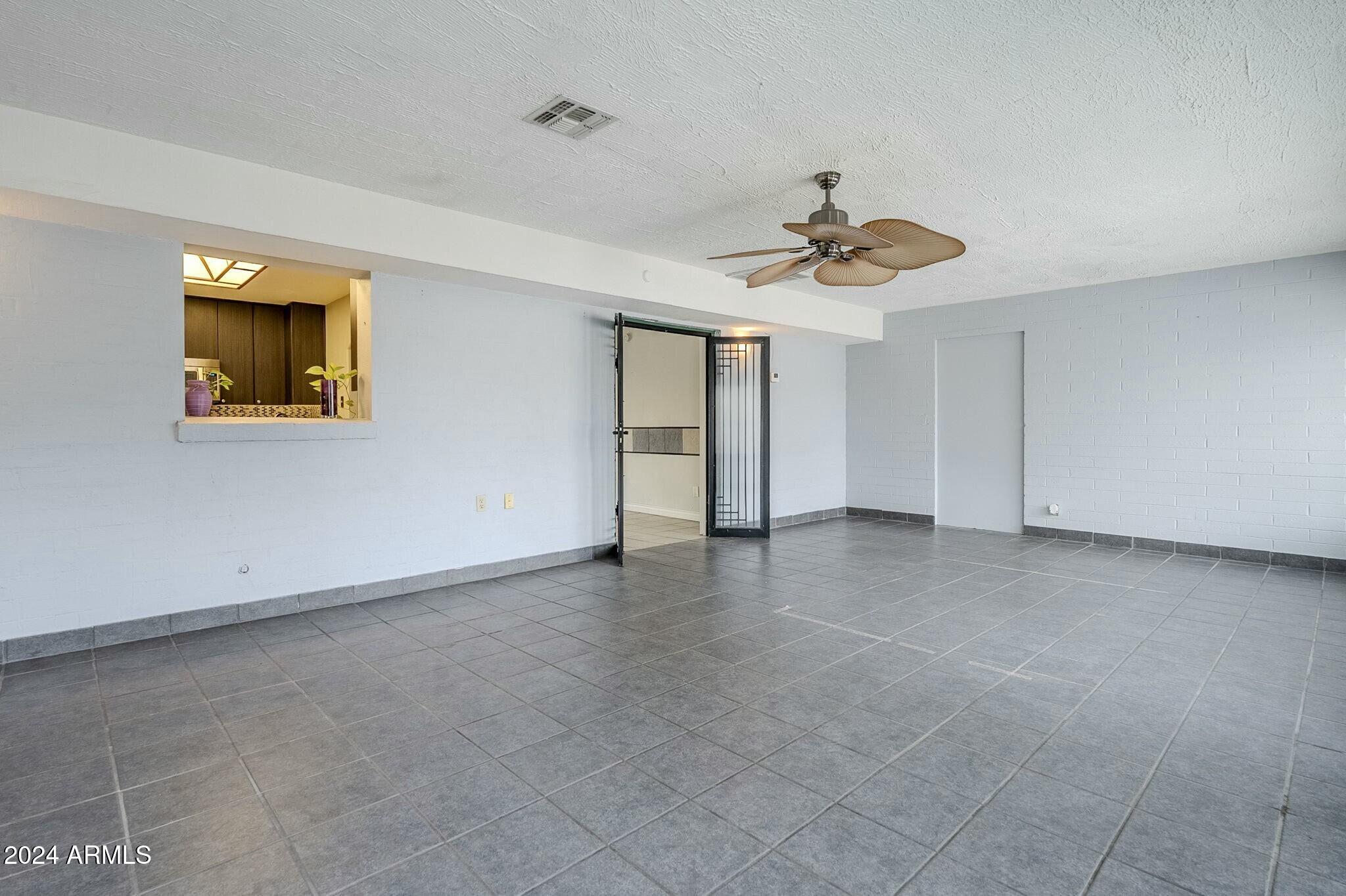 2124 East Osborn Road Phoenix, AZ 85016 - Photo 28 of 38 tempImageuSzIBe