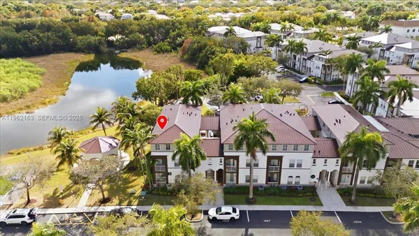 $2,900 | 4435 Southwest 160th Avenue, Unit 214, Miramar, FL 33027