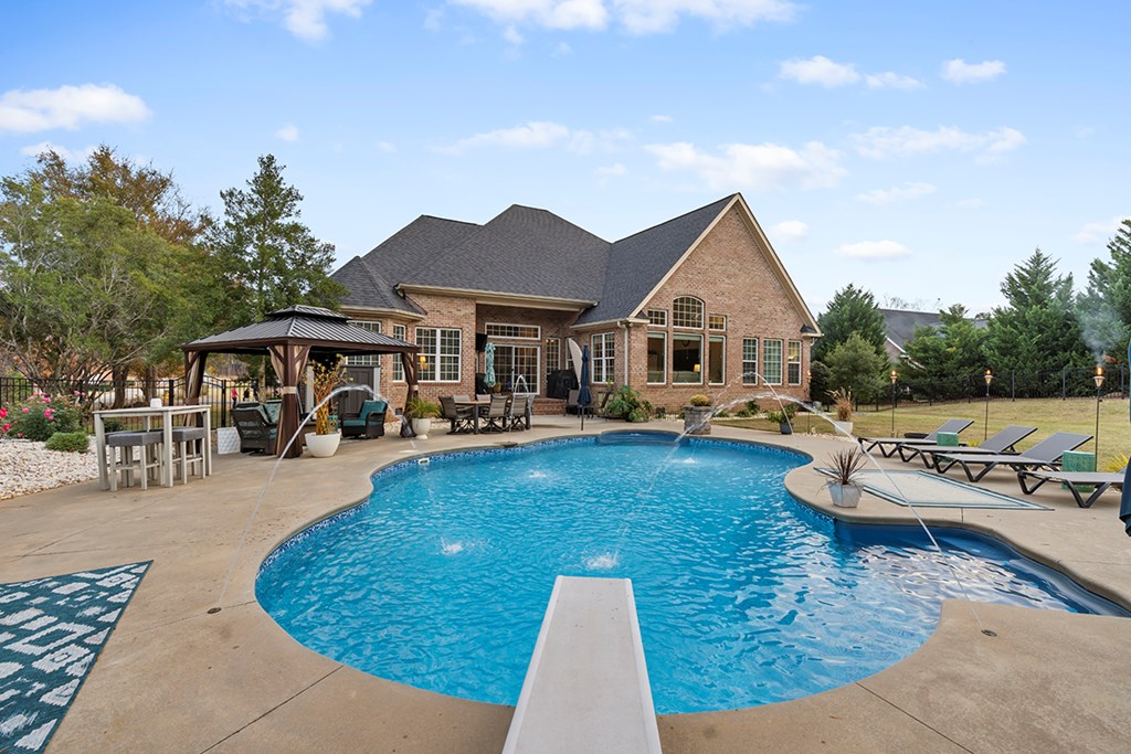 715 Fairway Lakes Road Greenwood, SC 29649 - Photo 33 of 41 Gallery Image 33