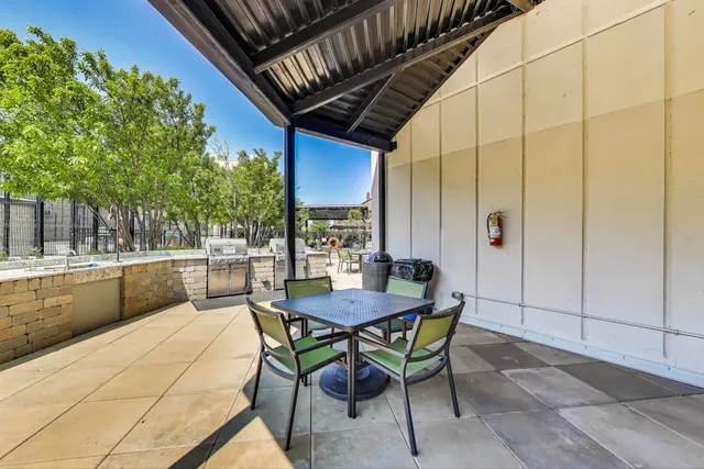 a view of a tennis court