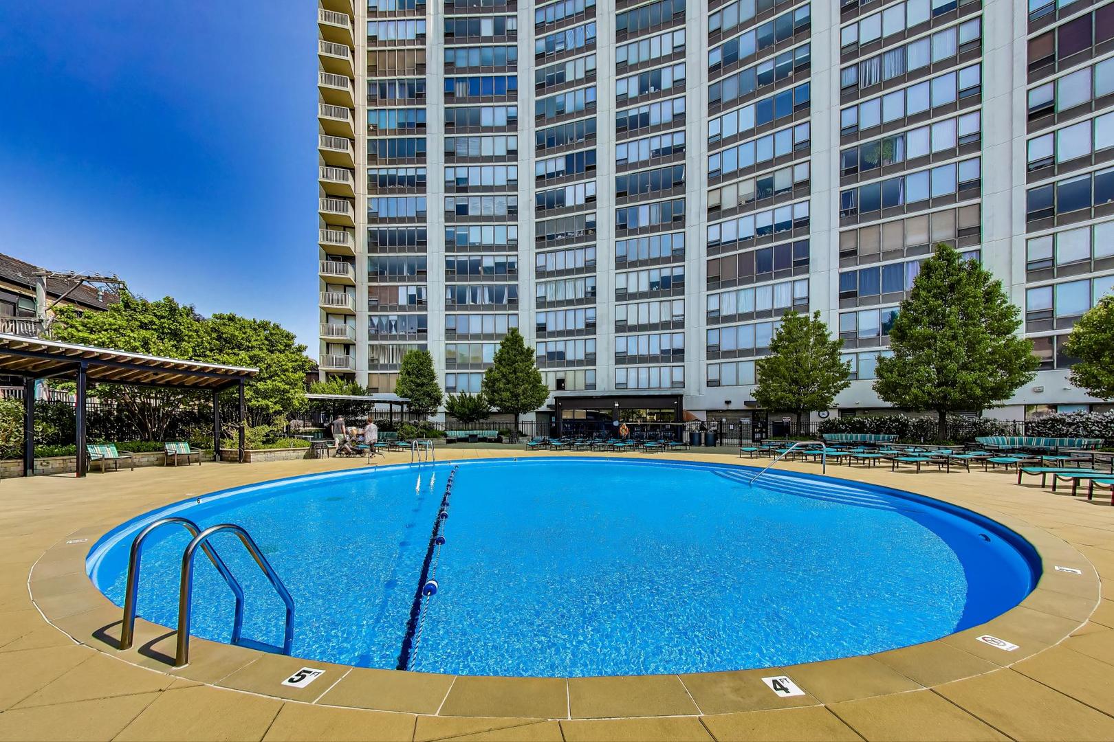 3930 North Pine Grove Avenue, Unit 2912 Chicago, IL 60613 - Photo 45 of 46