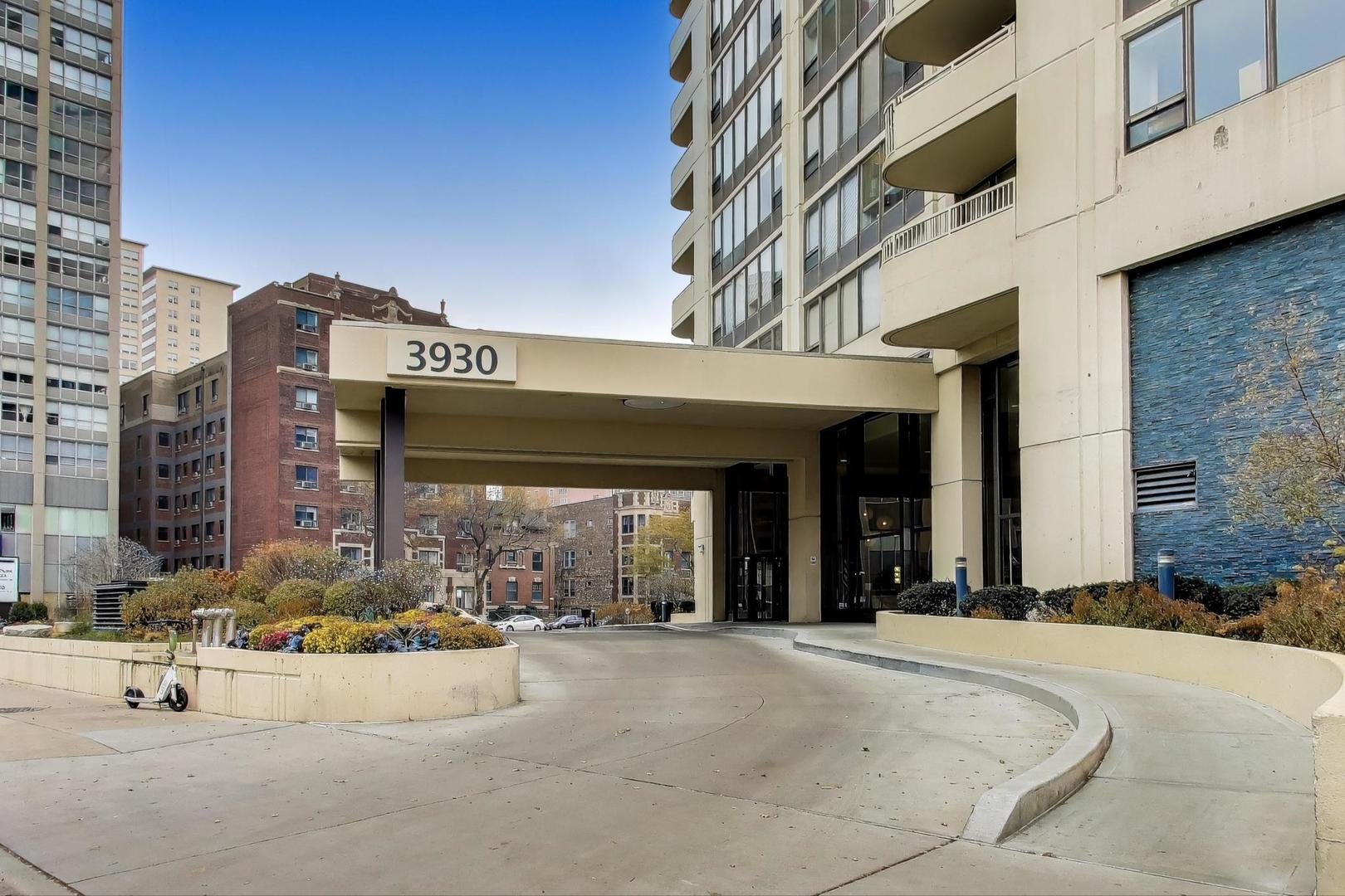 3930 North Pine Grove Avenue, Unit 2912 Chicago, IL 60613 - Photo 5 of 46