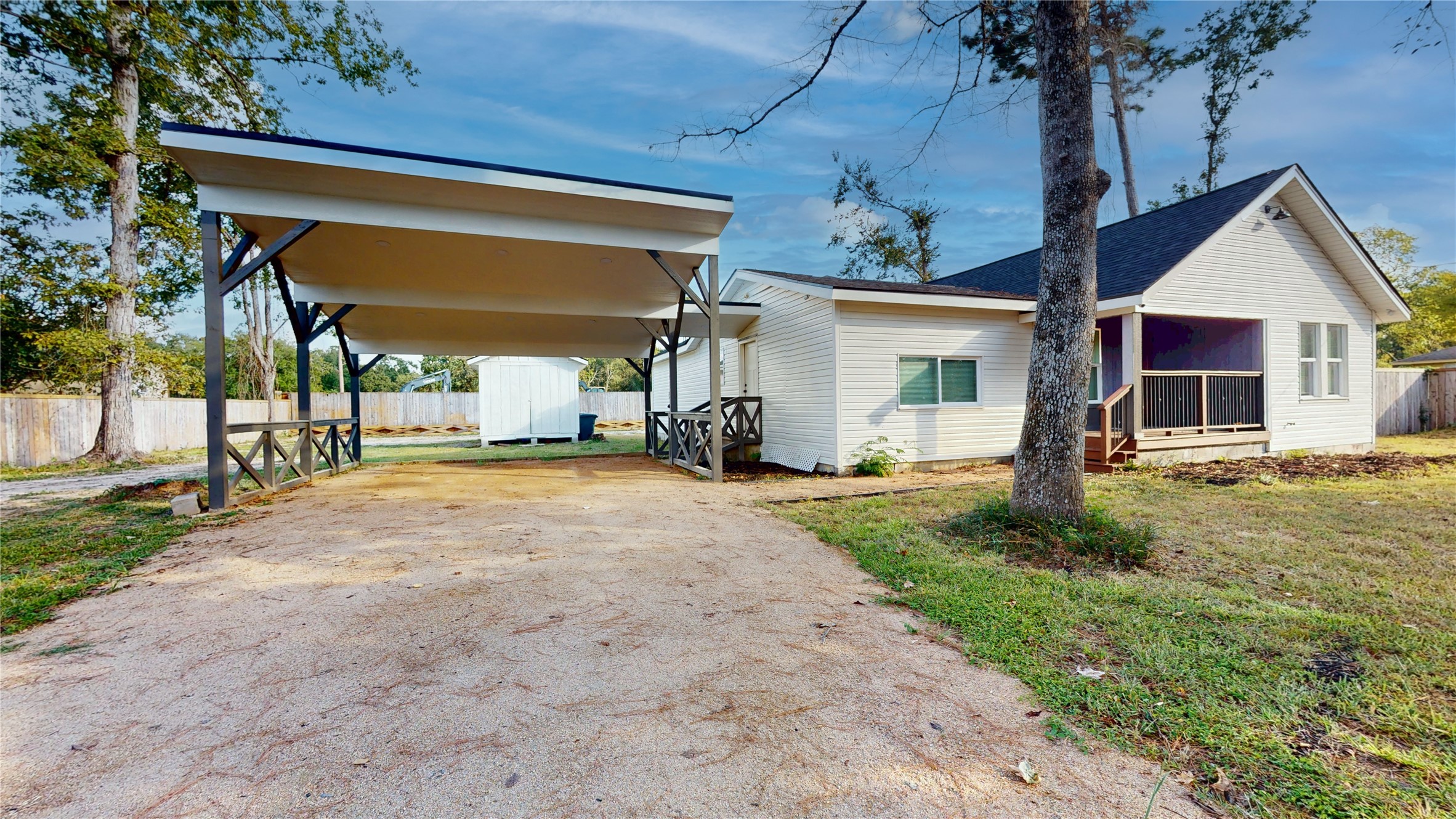 9114 Hueni Road Houston, TX 77365 - Photo 5 of 42