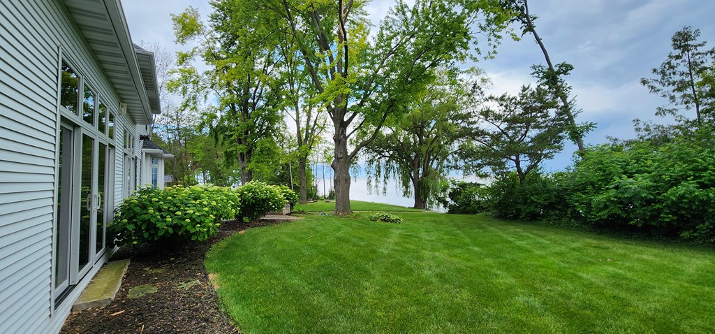 1461 North Bayshore Road Brussels, WI 54204 - Photo 13 of 70 Gallery Image 13