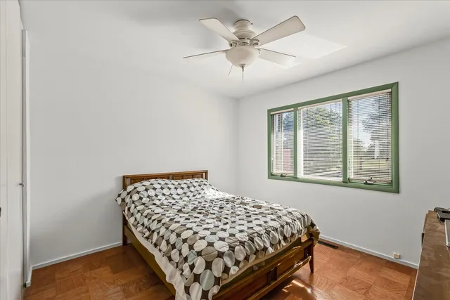 $165,000 | 1602 Golfview Circle, Rantoul, IL 61866