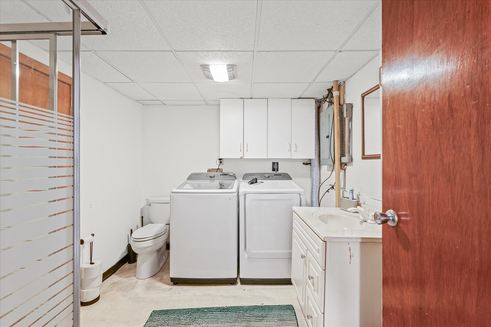 1602 Golfview Circle Rantoul, IL 61866 - Photo 28 of 36 a view of bathroom with a sink a toilet and shower
