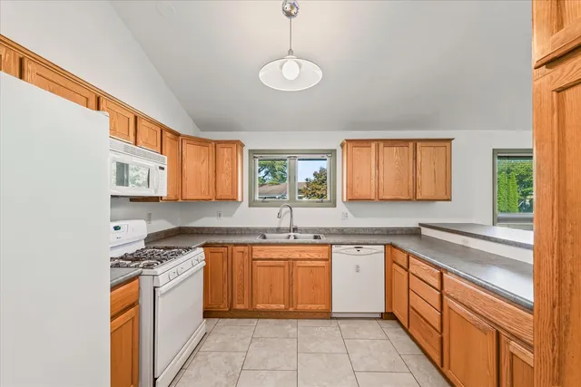 $165,000 | 1602 Golfview Circle, Rantoul, IL 61866