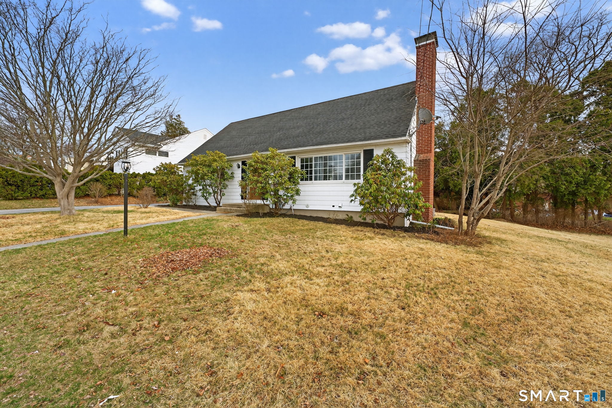 36 Westridge Road New London, CT 06320 - Photo 2 of 28