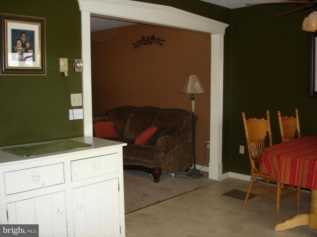179 Bomberger Road Lititz, PA 17543 - Photo 18 of 32