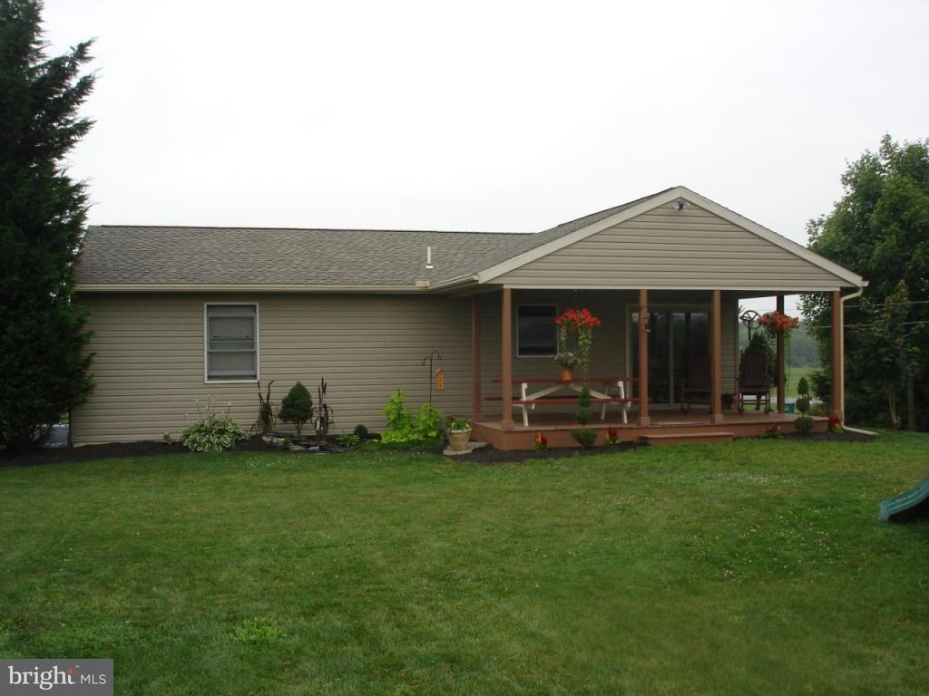 179 Bomberger Road Lititz, PA 17543 - Photo 7 of 32