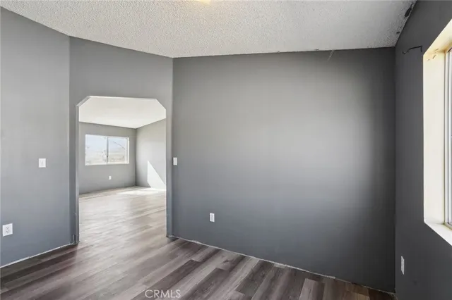 $325,000 | 11330 Lakeview Avenue, Lucerne Valley, CA 92356