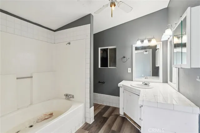 $325,000 | 11330 Lakeview Avenue, Lucerne Valley, CA 92356