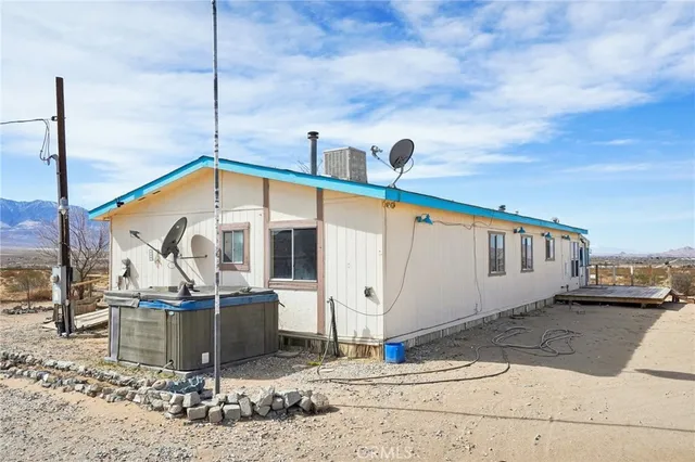 $325,000 | 11330 Lakeview Avenue, Lucerne Valley, CA 92356