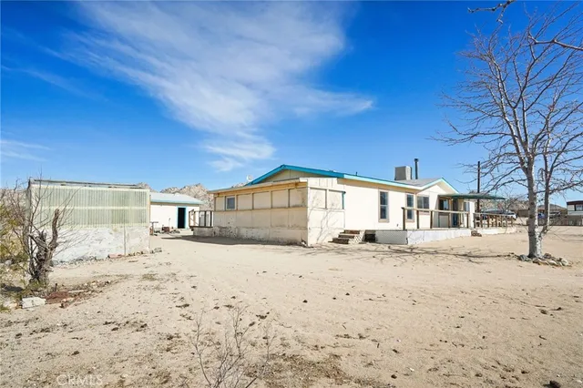$325,000 | 11330 Lakeview Avenue, Lucerne Valley, CA 92356