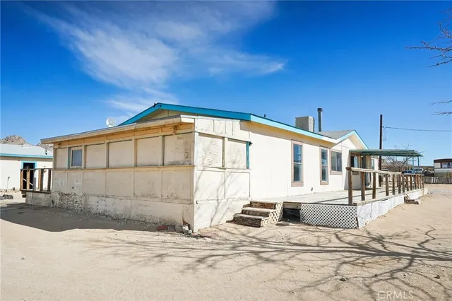 $325,000 | 11330 Lakeview Avenue, Lucerne Valley, CA 92356