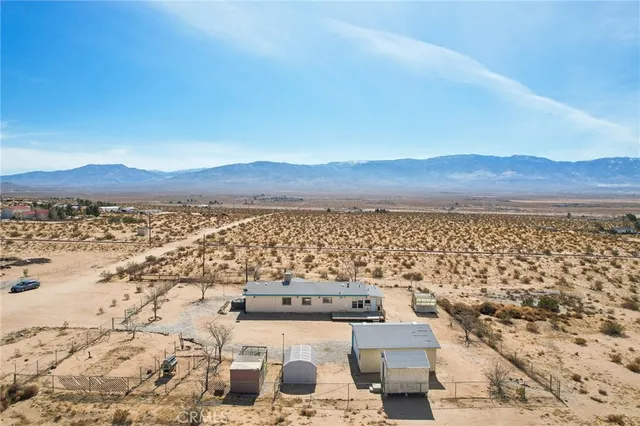 $325,000 | 11330 Lakeview Avenue, Lucerne Valley, CA 92356