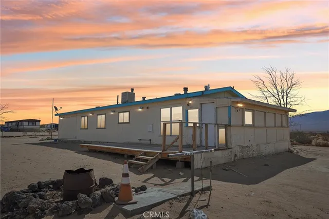 $325,000 | 11330 Lakeview Avenue, Lucerne Valley, CA 92356