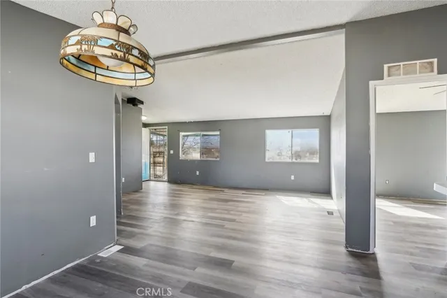 $325,000 | 11330 Lakeview Avenue, Lucerne Valley, CA 92356