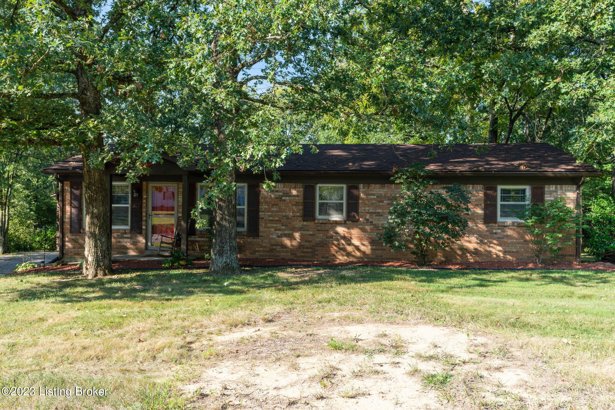 35 Barwater Road Brandenburg, KY 40108 - Photo 2 of 39 35 Barwater Rd-1