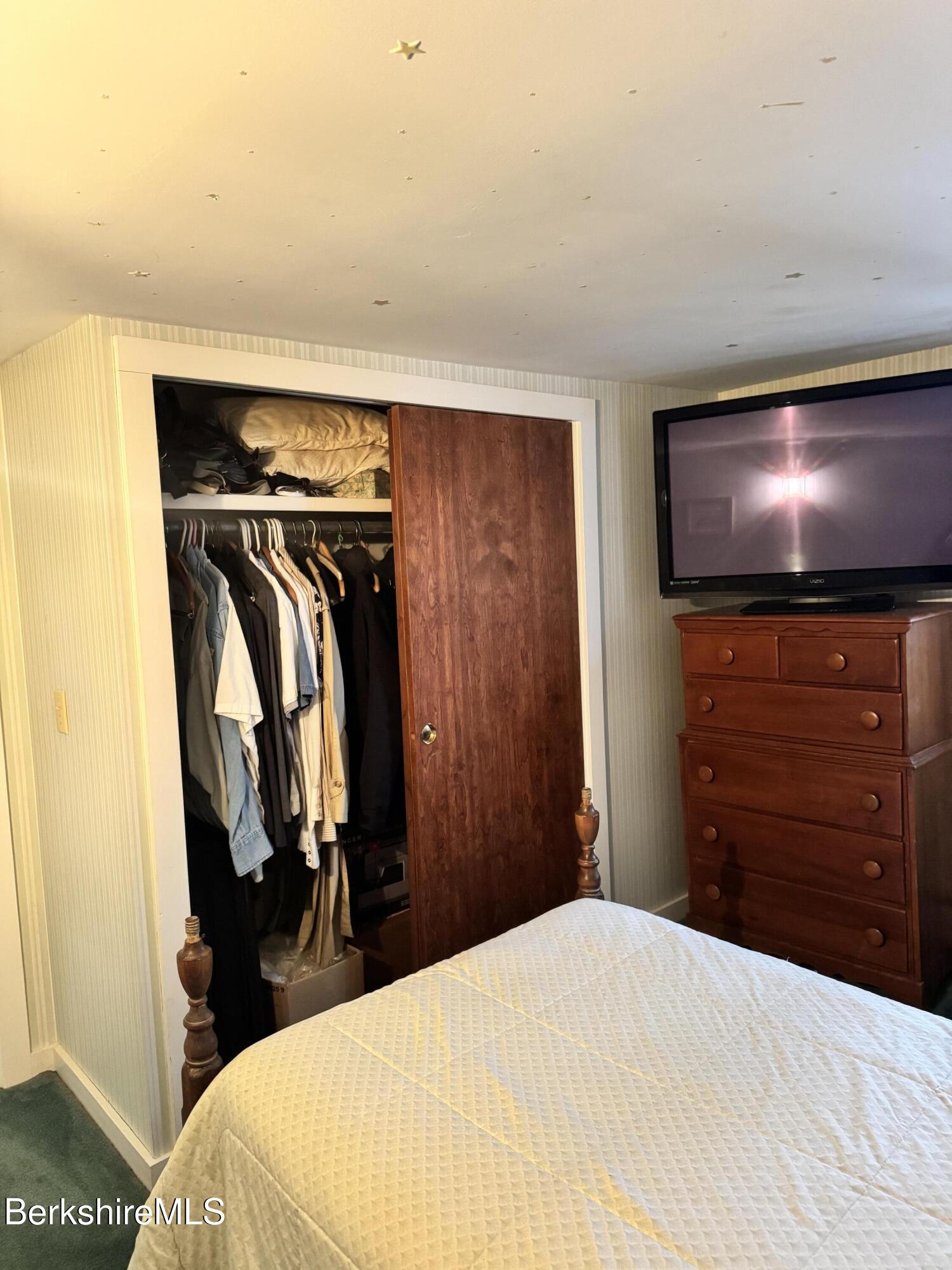 1131 Norfolk Road New Marlborough, MA 01259 - Photo 23 of 25 IMG_3404