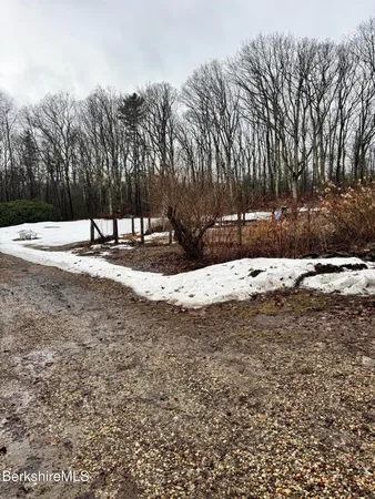 $799,000 | 1131 Norfolk Road, New Marlborough, MA 01259