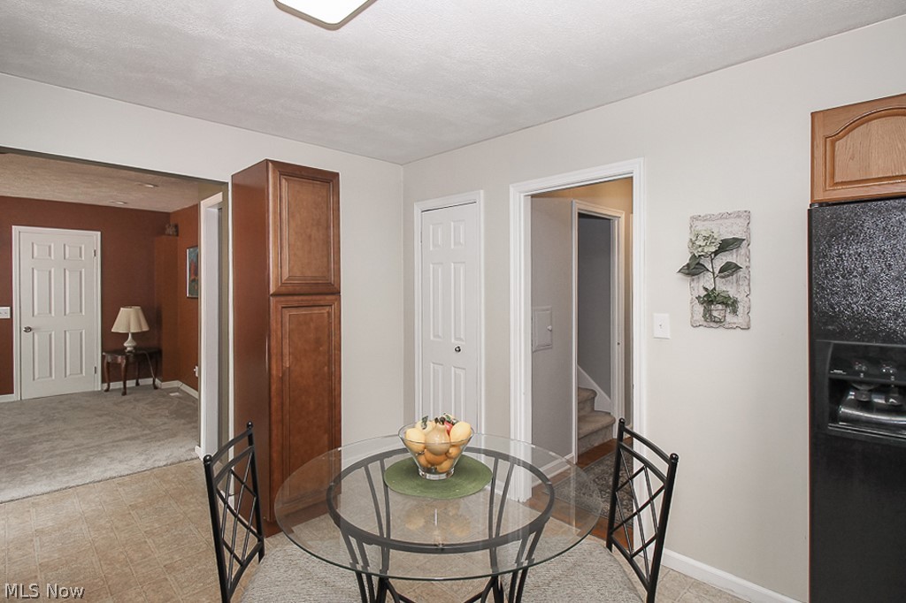 1403 Ford Road Lyndhurst, OH 44124 - Photo 3 of 28 Gallery Image 3