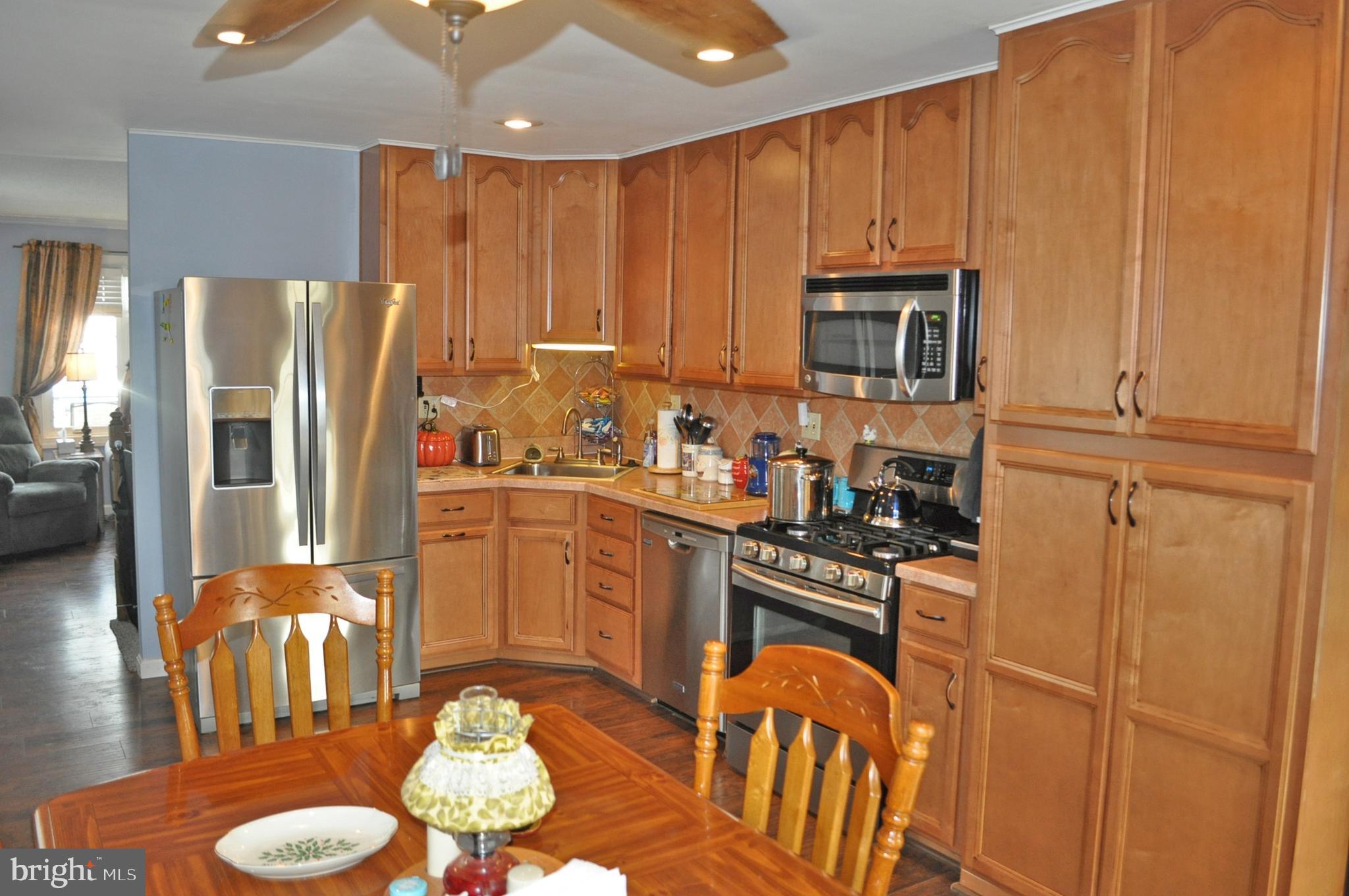2402 Oak Manor Road Baltimore, MD 21219 - Photo 11 of 31 Gallery Image 11