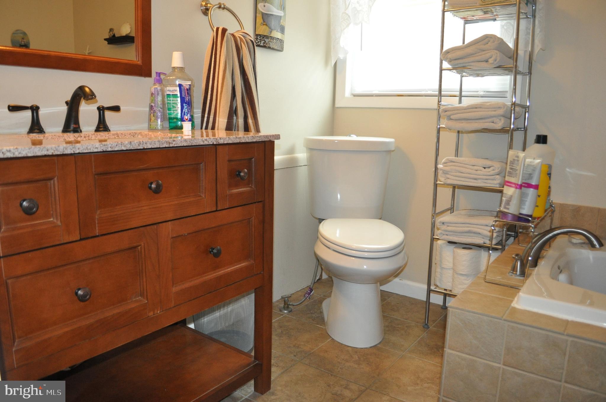 2402 Oak Manor Road Baltimore, MD 21219 - Photo 18 of 31 Gallery Image 18