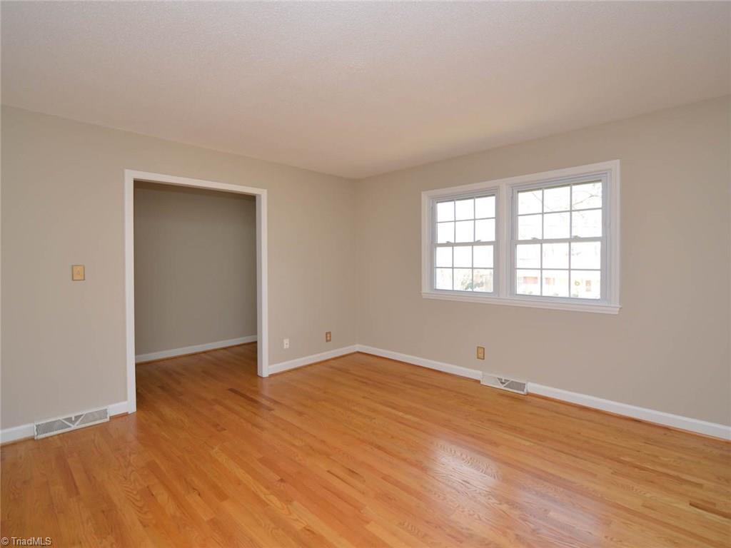 4300 Witherow Road Winston-Salem, NC 27106 - Photo 5 of 27 Gallery Image 5
