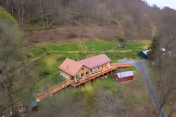 $650,000 | 855 Lincoln Highway, Schellsburg, PA 15559
