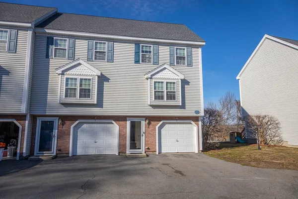 $374,900 | 1017 Middlesex Street, Unit 5, Lowell, MA 01851