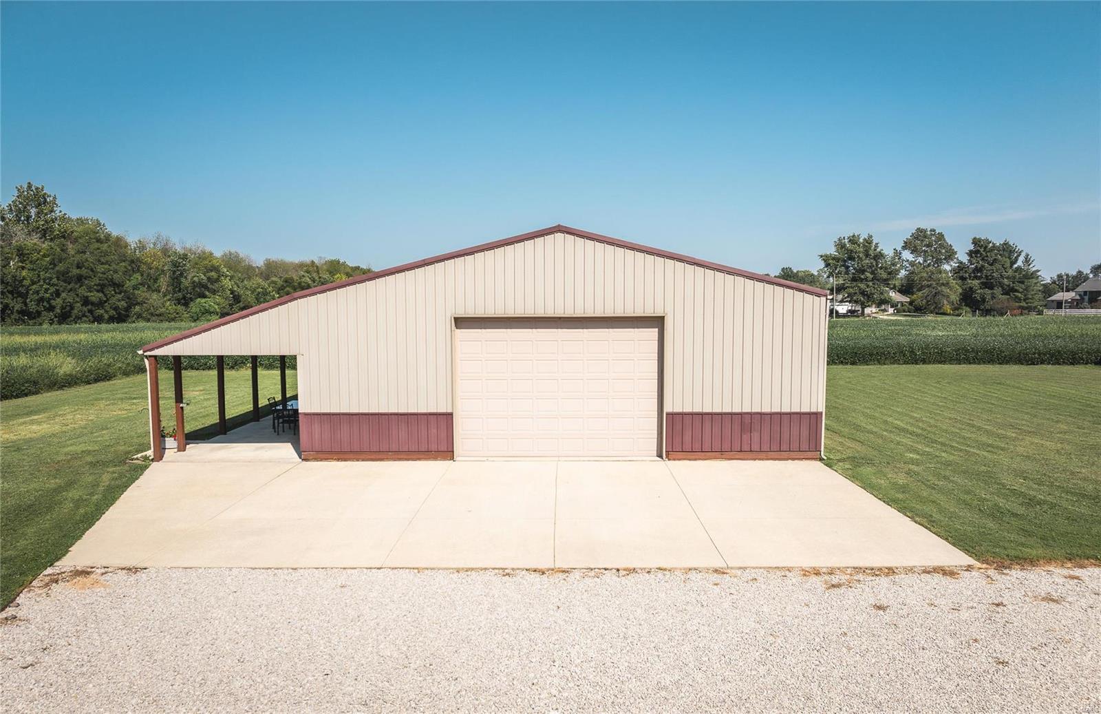 9605 East Kirsch Road Troy, IL 62294 - Photo 23 of 28