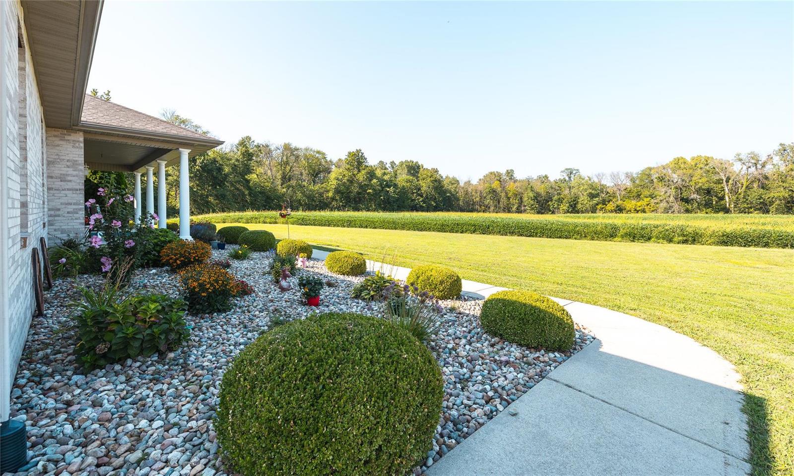 9605 East Kirsch Road Troy, IL 62294 - Photo 4 of 28