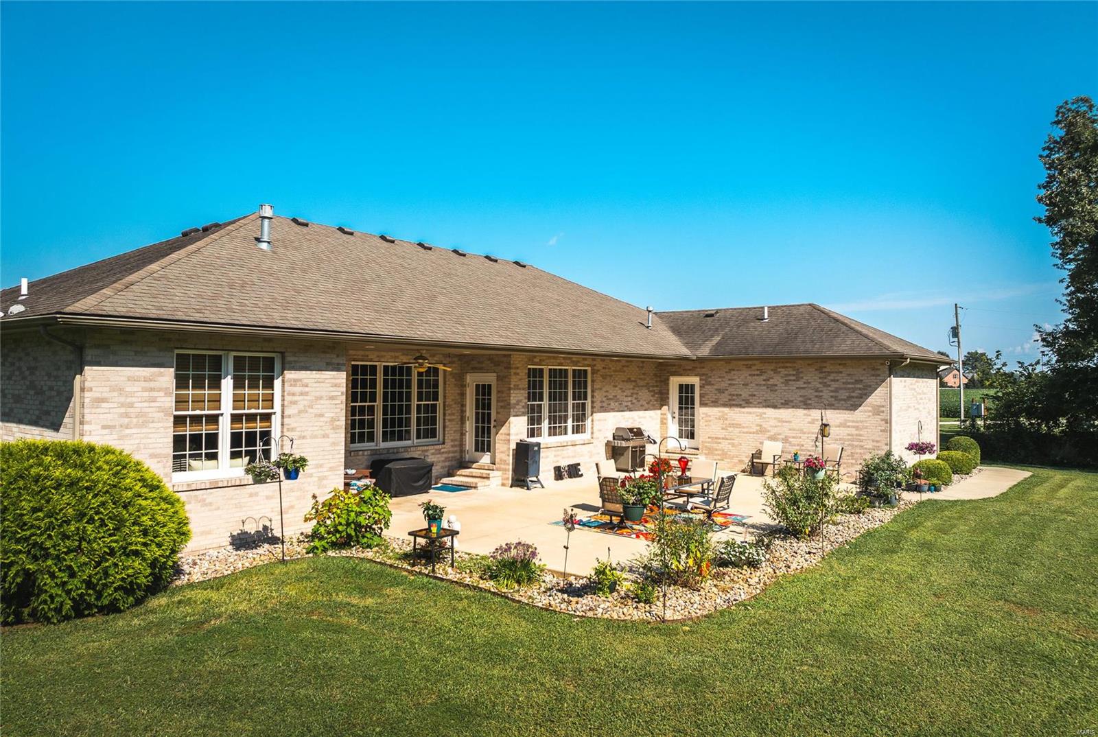 9605 East Kirsch Road Troy, IL 62294 - Photo 5 of 28