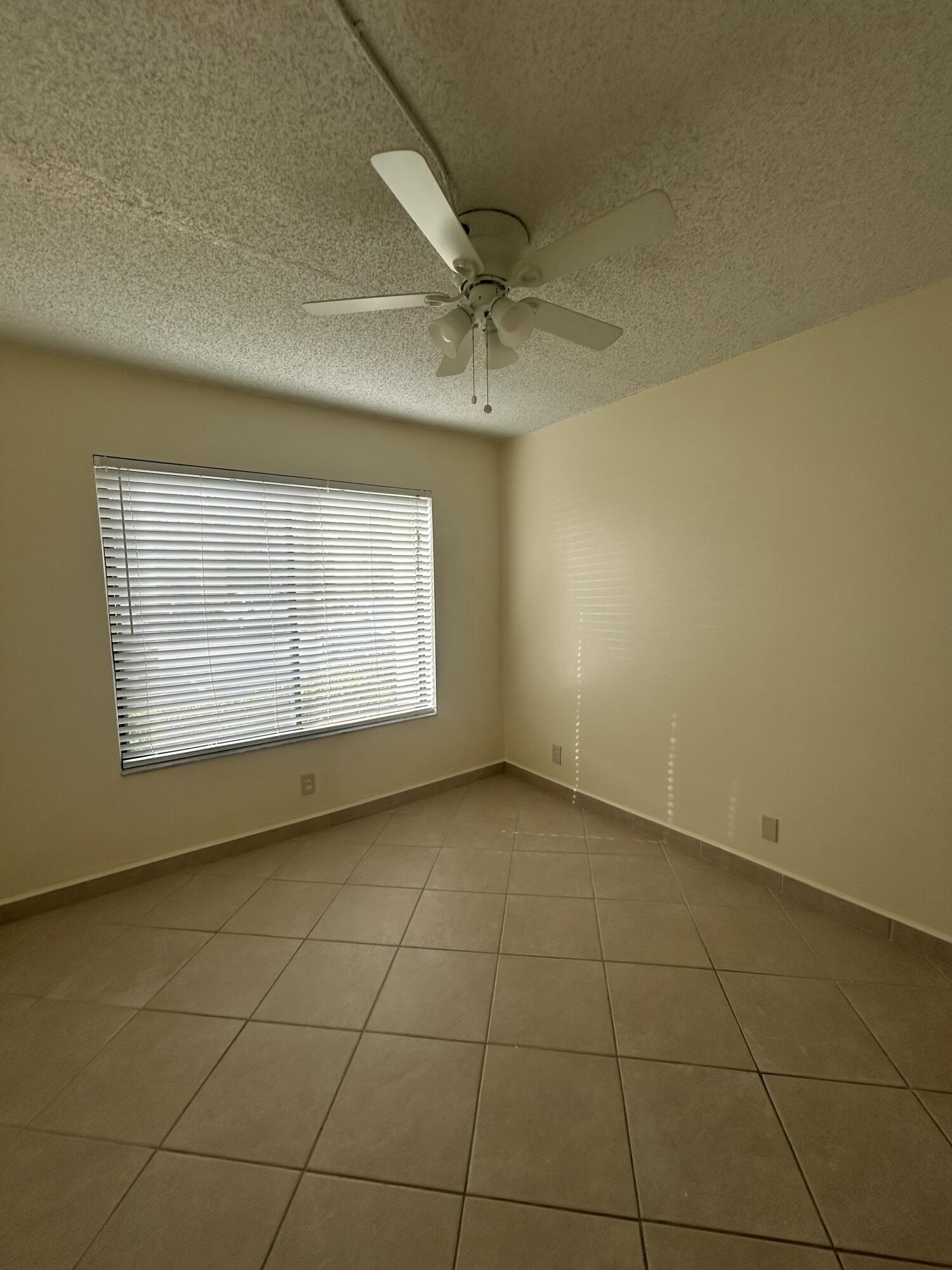 21950 Soundview Terrace, Unit 105 Boca Raton, FL 33433 - Photo 11 of 14 12
