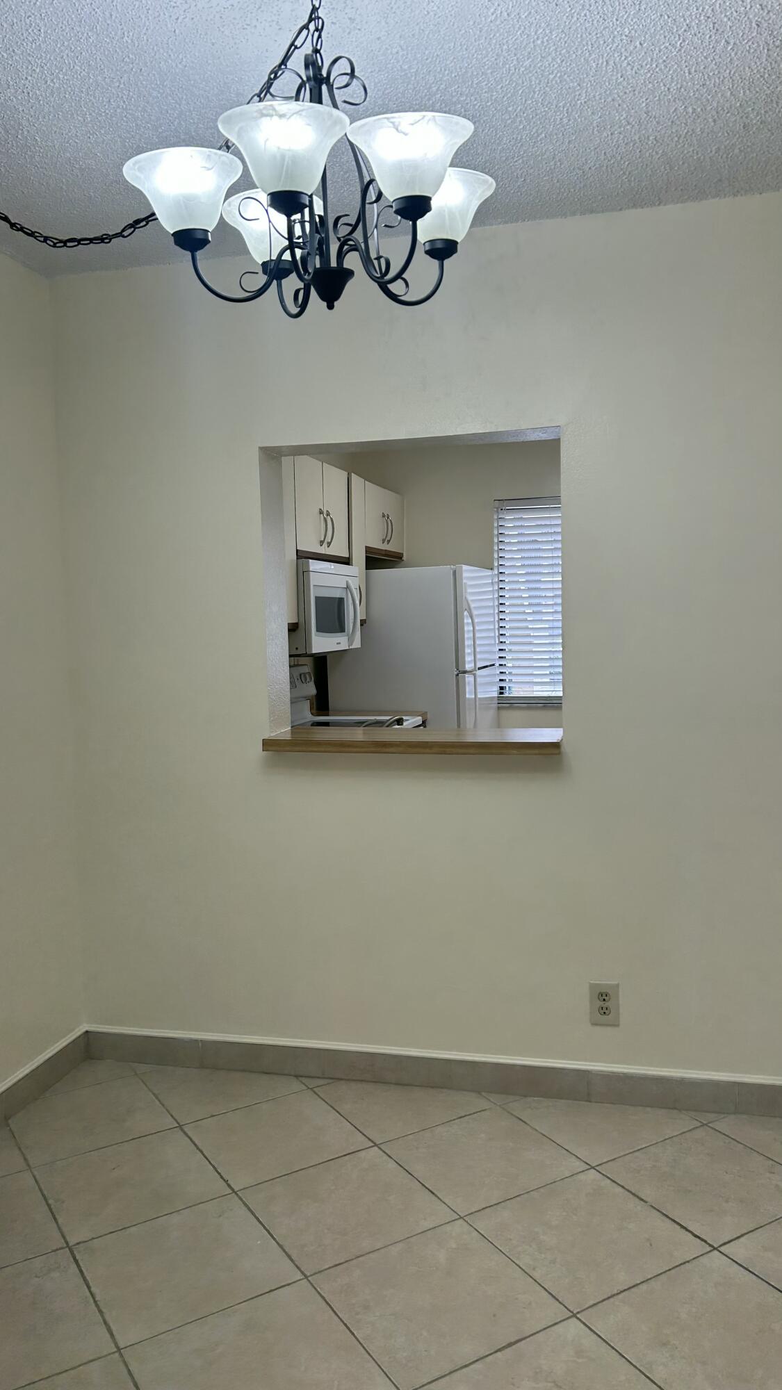 21950 Soundview Terrace, Unit 105 Boca Raton, FL 33433 - Photo 5 of 14 6